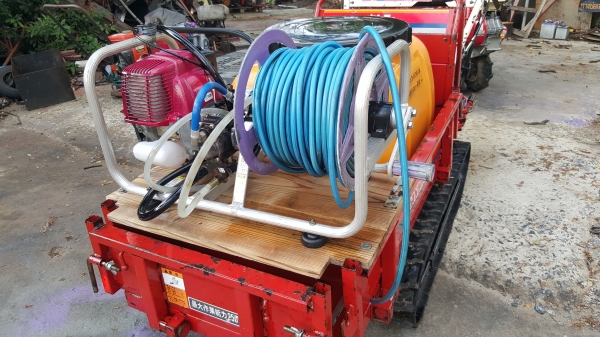 รถบรรทุกการเกษตร พร้อมปั้มฉีดยา  สอบถามต่อรองได้ พร้อมใช้งาน รหัส D2 -  2