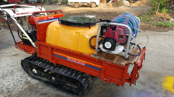 รถบรรทุกการเกษตร พร้อมปั้มฉีดยา  สอบถามต่อรองได้ พร้อมใช้งาน รหัส D2 -  2