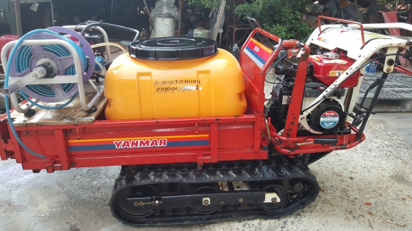 รถบรรทุกการเกษตร พร้อมปั้มฉีดยา  สอบถามต่อรองได้ พร้อมใช้งาน รหัส D2 -  2