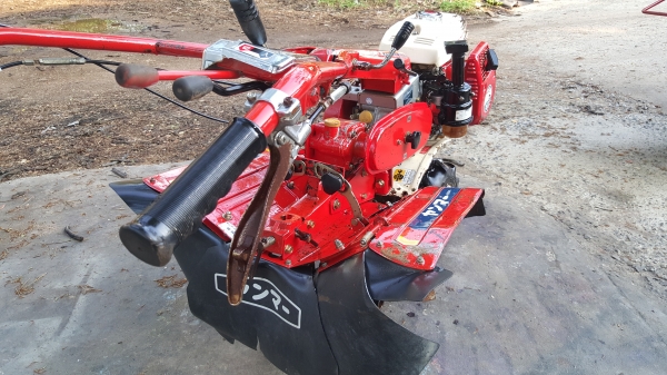 รถพรวนดินสาดออกข้าง พร้อมใช้งาน ราคา 17800 บาท รหัสสินค้า  D2 -  19