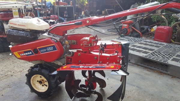 รถพรวนดินสาดออกข้าง พร้อมใช้งาน ราคา 17800 บาท รหัสสินค้า  D2 -  19