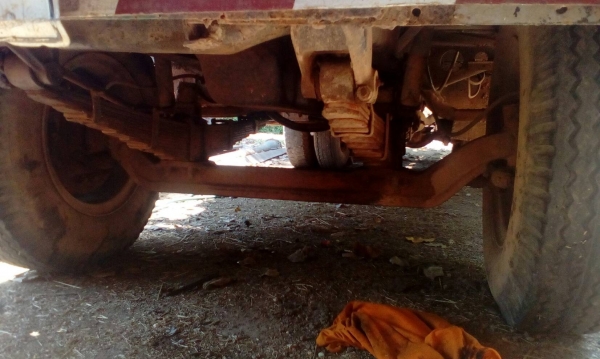 ขาย เทนเลอร์บรรทุกรถเกี่ยว มีหางพับไฮดรอริค 10 ล้อ หัวยาว เพลาเดียว เครื่อง 6BB1 145 แรงม้า ทะเบียนครบ ขาย เทนเลอร์บรรทุกรถเกี่ยว มีหางพับไฮดรอริค 10 ล้อ หัวยาว เพลาเดียว เครื่อง 6BB1 145 แรงม้า ทะเบียนครบ