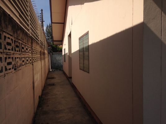 ขายด่วนห้องเช่า ทำเลดีแถวนวมินทร์หมู่บ้านศรีนคร2