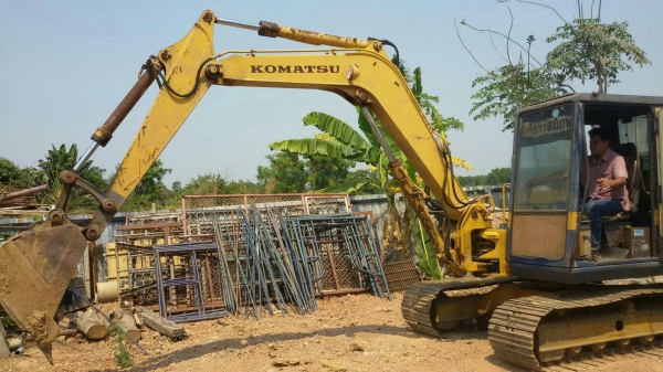 ขายรถแบคโฮ KOMATSU PC 60-5