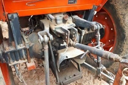 KUBOTA M5000 ราคา 295,000 บาท 4,400 ชม. อุปกรณ์ ผาน6ดันหน้า เครื่องเกียร์ ดี ท้ายแน่น รถสภาพสด พร้อมใช้งาน เอกสารเล่มทะเบียน  รถอยู่ จ.ศรีสะเกษ โทร&amp;ไอดไลน์ 0610710295