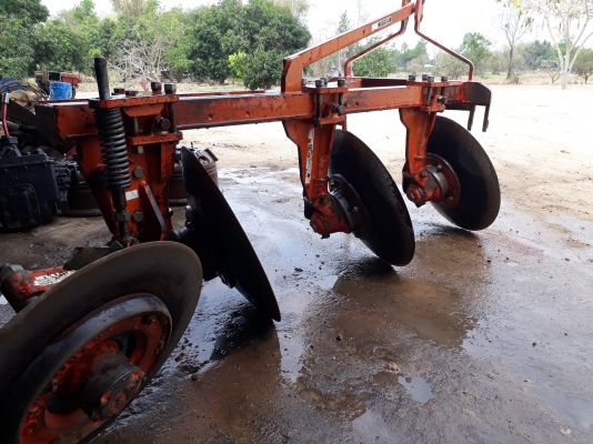 ขอบคุณเสี่ยจากจังหวัดพิษณุโลกครับ ขายผาน3 CMT ชลบุรีเมืองทอง ใบ26 สวยๆพร้อมใช้งาน ใช้กับรถไถใหญ่50แรงขึ้นไป ขอบคุณเสี่ยจากจังหวัดพิษณุโลกครับ ขายผาน3 CMT ชลบุรีเมืองทอง ใบ26 สวยๆพร้อมใช้งาน ใช้กับรถไถใหญ่50แรงขึ้นไป