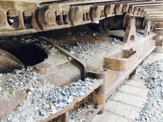 HITACHI ZX200-1 ราคา 1,550,000 บาท ทำงาน 8,200 เครื่องดี ไฟฟ้าครบ โช่ใหม่ 2 ข้าง เอวแน่น เอกสารเล่มทะเบียน รถอยู่ จ.ปทุมธานี โทร&ไอดีไลน์ 0610710295 HITACHI ZX200-1 ราคา 1,550,000 บาท ทำงาน 8,200 เครื่องดี ไฟฟ้าครบ โช่ใหม่ 2 ข้าง เอวแน่น เอกสารเล่มทะเบียน รถอยู่ จ.ปทุมธานี โทร&ไอดีไลน์ 0610710295