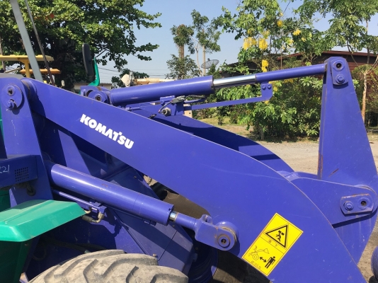 ขายรถตัก KOMATSU WA 50-3E เกียร์ ปั้ม สมบูรณ์พร้อมใช้ครับ ติดต่อ 063-9316985 ID LINE : 0639316985 ครับ