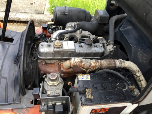 เครื่อง isuzu ดีเซล ขนาด 2.5ตัน ยกสูง 4เมตร เครื่อง isuzu ดีเซล ขนาด 2.5ตัน ยกสูง 4เมตร