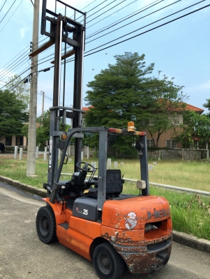 เครื่อง isuzu ดีเซล ขนาด 2.5ตัน ยกสูง 4เมตร เครื่อง isuzu ดีเซล ขนาด 2.5ตัน ยกสูง 4เมตร