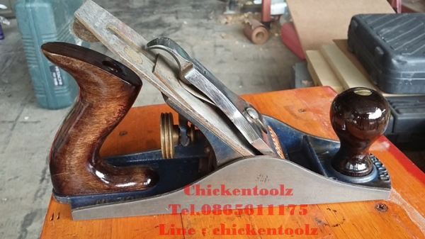 กบเหล็ก Record No.4 Made in ENGLAND ขนาด 9 นิ้วครึ่ง สภาพสวยมาก ๆ กบเหล็ก Record No.4 Made in ENGLAND ขนาด 9 นิ้วครึ่ง สภาพสวยมาก ๆ