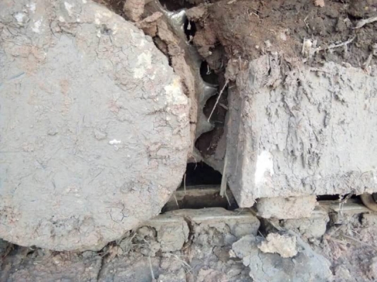 CATTERPILAR 320V2 ราคา 595,000 บาท เครื่องหลวม (กินน้ำมันเครื่องแล้ว). รถโหลด เพราะเครื่องหลวม ไฟฟ้าครบ (ขาดมอเตอร์คันเร่ง) โช่หนา เอวแน่น เอกสารอินวอยท์   รถอยู่ จ.สกลนคร