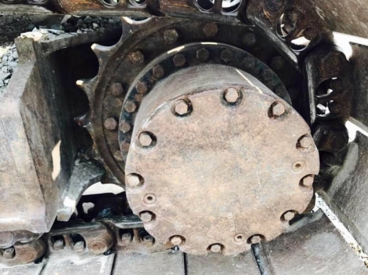 HITACHI ZX200-1 ราคา  1,550,000 บาท ทำงาน 8,200 เครื่องดี ไฟฟ้าครบ โช่ใหม่ 2 ข้าง เอวแน่น เอกสารเล่มทะเบียน  รถอยู่ จ.ปทุมธานี