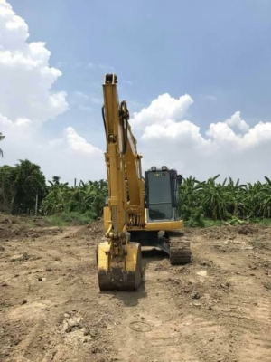 KOMATSU PC 138 US-2
