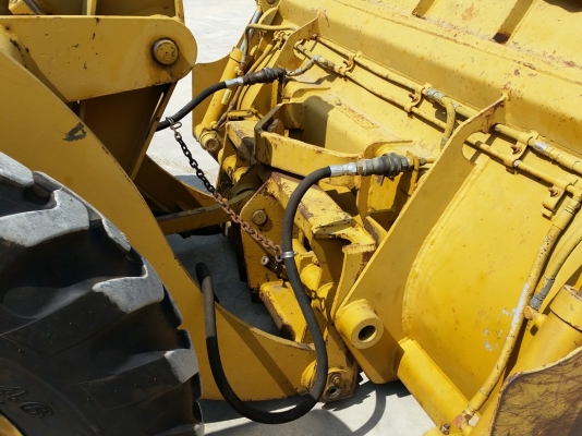 ขายรถตักล้อยาง ยี่ห้อ DRESSER 515B บุ๋งกี๋1.2 คิว นำเข้าจากนอกเเท้ 100\% ไม่เคยใช้งานในไทย