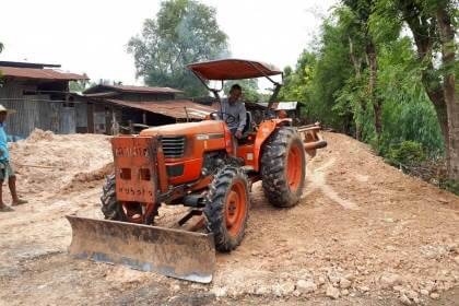 KUBOTA M5000 ราคา 295,000 บาท 4,400 ชม. อุปกรณ์ ผาน6ดันหน้า เครื่องเกียร์ ดี ท้ายแน่น รถสภาพสด พร้อมใช้งาน เอกสารเล่มทะเบียน รถอยู่ จ.ศรีสะเกษ KUBOTA M5000 ราคา 295,000 บาท 4,400 ชม. อุปกรณ์ ผาน6ดันหน้า เครื่องเกียร์ ดี ท้ายแน่น รถสภาพสด พร้อมใช้งาน เอกสารเล่มทะเบียน รถอยู่ จ.ศรีสะเกษ