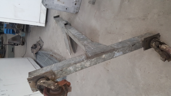 ขายลิฟท์เช็ดกระจก จำนวน 1 ชุด 90,000 บาท ขายลิฟท์เช็ดกระจก จำนวน 1 ชุด 90,000 บาท