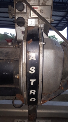 ขายลิฟท์เช็ดกระจก จำนวน 1 ชุด 90,000 บาท ขายลิฟท์เช็ดกระจก จำนวน 1 ชุด 90,000 บาท