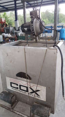 ขายลิฟท์เช็ดกระจก จำนวน 1 ชุด 90,000 บาท