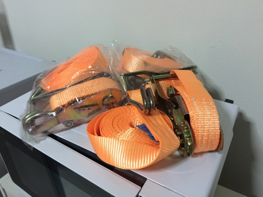 ขายสายรัดแบบคันโยก 4 เส้น ( ของใหม่ ) ราคา 1,000 บาท