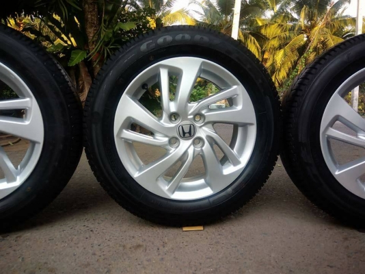ขายล้อแม็กถอดป้ายแดง Honda All New Jazz GK ขอบ 15 ชุดละ 9,500 บาท