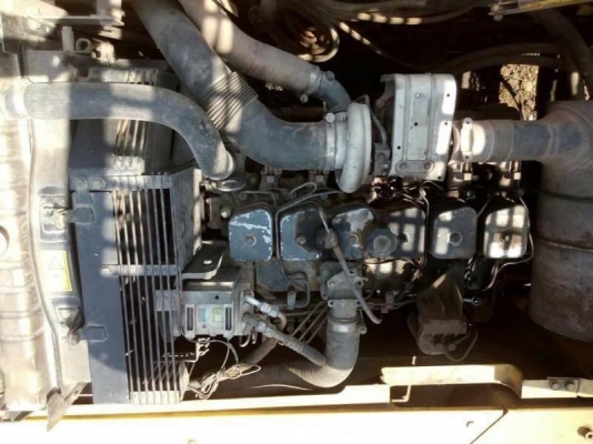 KOMATSU PC 200-7 ราคา 1,350,000 บาท  ทำงาน ดี เครื่องดี ปั้มดี โซไหม่ เอวไหม่ สภาพพร้อมใช้ เอกสารอินวอย  รถอยู่. ขอนแก่น 0610710295 ไอดีไลน์  0610710295