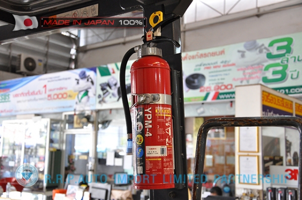 ขายรถโฟล์คลิฟท์มือสอง TCM รุ่น  FHGE30T4-2L900160 นำเข้าจากประเทศญี่ปุ่น 100\% ไม่เคยใช้งานในประเทศไทย