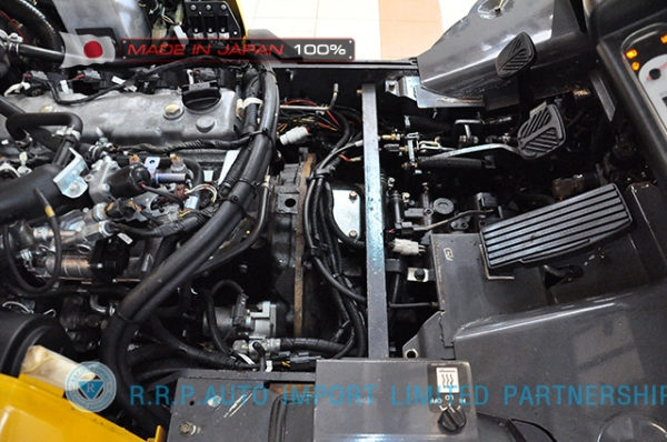 ขายรถโฟล์คลิฟท์มือสอง TCM รุ่น  FHGE30T4-2L900160 นำเข้าจากประเทศญี่ปุ่น 100\% ไม่เคยใช้งานในประเทศไทย