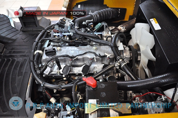 ขายรถโฟล์คลิฟท์มือสอง TCM รุ่น  FHGE30T4-2L900160 นำเข้าจากประเทศญี่ปุ่น 100\% ไม่เคยใช้งานในประเทศไทย