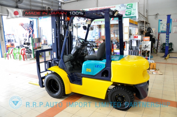 ขายรถโฟล์คลิฟท์มือสอง KOMATSUKOMATSU รุ่น FD25-12-51096 นำเข้าไม่เคยใช้งานในไทย