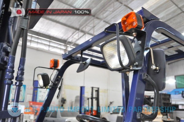 ขายรถโฟล์คลิฟท์มือสอง KOMATSUKOMATSU รุ่น FD25-12-51096 นำเข้าไม่เคยใช้งานในไทย