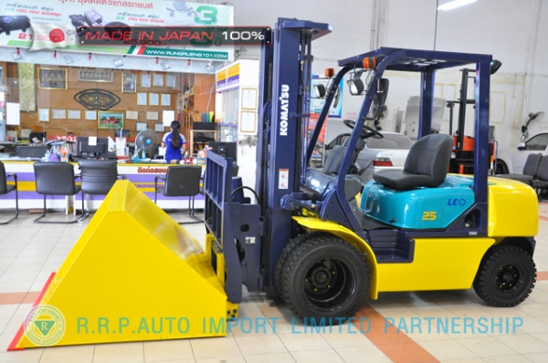 ขายรถโฟล์คลิฟท์มือสอง KOMATSUKOMATSU รุ่น FD25-12-51096 นำเข้าไม่เคยใช้งานในไทย