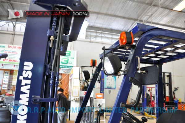 ขายรถโฟล์คลิฟท์มือสอง KOMATSUKOMATSU รุ่น FD25-12-51096 นำเข้าไม่เคยใช้งานในไทย