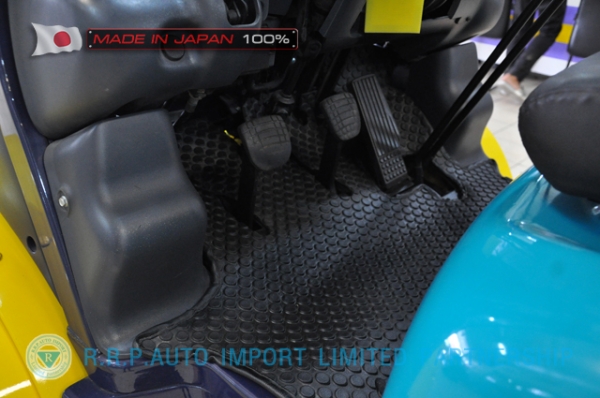 ขายรถโฟล์คลิฟท์มือสอง KOMATSUKOMATSU รุ่น FD25-12-51096 นำเข้าไม่เคยใช้งานในไทย