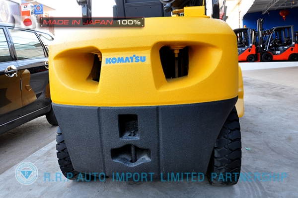 ขายรถโฟล์คลิฟท์มือสอง KOMATSU รุ่น FD30T-16-724251 นำเข้าไม่เคยใช้งานในไทย