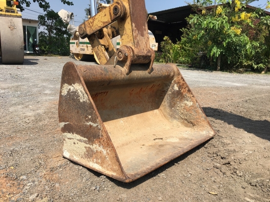 ขายแม็คโคร YANMAR YB351-2 FROM JAPAN แทร็คเหล็ก พร้อมใช้งาน นำเข้าจากต่างประเทศ ติดต่อ 063-9316985 I