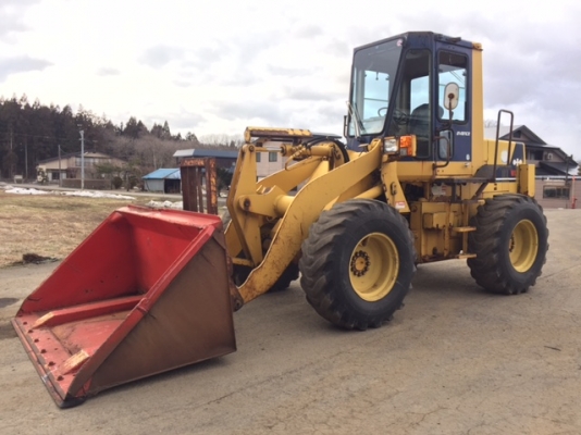 KOMATSU WA100-1 รถตักล้อยาง 1.2 คิว กรองเดี่ยว นำเข้าจากญี่ปุ่น โทร. 080-6565422 (หนิง)