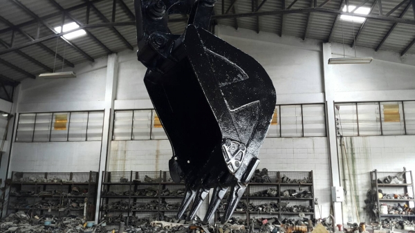 ขาย รถขุด MITSUBISHI รุ่น ME45 มือสองญี่ปุ่น แทรกเหล็ก สลักบูท เอวแน่น 100\% เครื่อง 4สูบ ปั้มนิ้ว คอนโทรลสั้น ทำงานไว มือถือ/LINE ID : 0818753444 ขาย รถขุด MITSUBISHI รุ่น ME45 มือสองญี่ปุ่น แทรกเหล็ก สลักบูท เอวแน่น 100\% เครื่อง 4สูบ ปั้มนิ้ว คอนโทรลสั้น ทำงานไว มือถือ/LINE ID : 0818753444