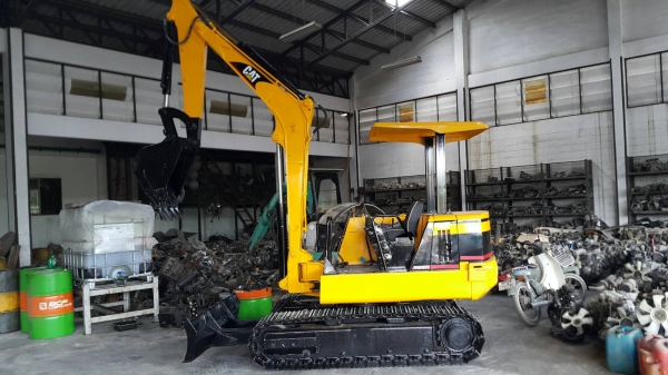 ขาย รถขุด MITSUBISHI รุ่น ME45 มือสองญี่ปุ่น แทรกเหล็ก สลักบูท เอวแน่น 100\% เครื่อง 4สูบ ปั้มนิ้ว คอนโทรลสั้น ทำงานไว มือถือ/LINE ID : 0818753444 ขาย รถขุด MITSUBISHI รุ่น ME45 มือสองญี่ปุ่น แทรกเหล็ก สลักบูท เอวแน่น 100\% เครื่อง 4สูบ ปั้มนิ้ว คอนโทรลสั้น ทำงานไว มือถือ/LINE ID : 0818753444