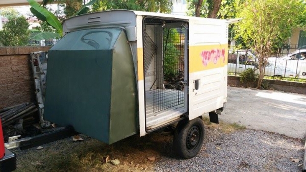 ขายพ่วงครับ เหมาะสำหรับ บรรทุกอุปกรณ์ ช่าง ทำเป็นรถเซอร์วิส foodtruck รถนอน รถขายของ ขนาดตู้ ยาว 2.4เมตร กว้าง 1.42 สูง 1.3เมตร ราคา 35000บาท สนใจสอบถามได้ครับ