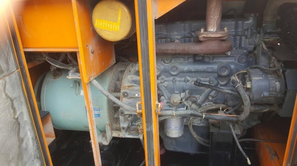 ขายเครื่องปั่นไฟมือสองจากญี่ปุ่น สภาพเดิมๆพร้อมใช้งาน ราคาไม่แรง