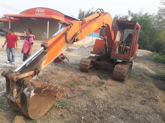 ขายด่วนรถแบค KOMATSU=10=HT=2 รถสวย ใช้งานทุกวัน