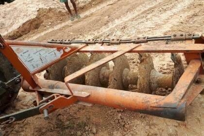 ขาย 295,000 KUBOTA M5000  4,400 ชม. อุปกรณ์ ผาน6ดันหน้า เครื่องเกียร์ ดี ท้ายแน่น รถสภาพสด พร้อมใช้งาน เอกสารเล่มทะเบียน รถอยู่ จ.ศรีสะเกษ  090-772-3710 090-772-3708