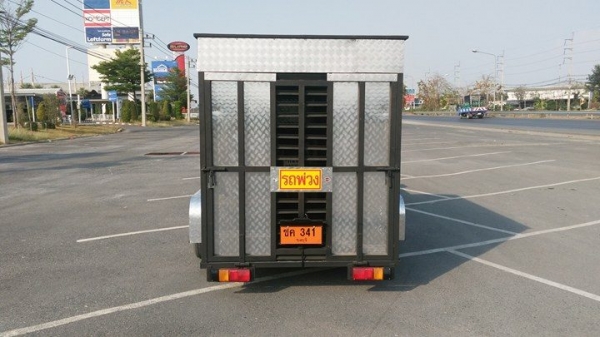 ขายพ่วงตู้ บรรทุกรถมอไซค์โดยเฉพาะครับ ขนาดตู้ กว้าง1.60เมตร ยาว 3เมตร สูง1.80เมตร