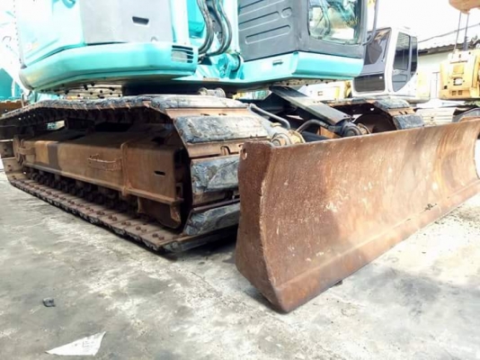 ขายKOBELCO SK135SR  YY04   มาใหม่  เก่าญี่ปุ่นแท้  สภาพสวยมากๆๆ  มีลายแย๊ก  พร้อมใบมีดดัน  ลองระบบกันได้ทุกวัน  โทร  089-3818694  ดวงนภา
