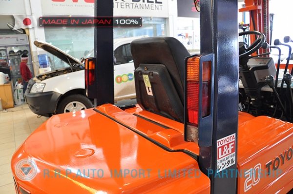 ขายรถโฟล์คลิฟท์มือสอง TOYOTA รุ่น 5FD20-66847 นำเข้าจากประเทศญี่ปุ่น 100\% ไม่เคยใช้งานในไทย