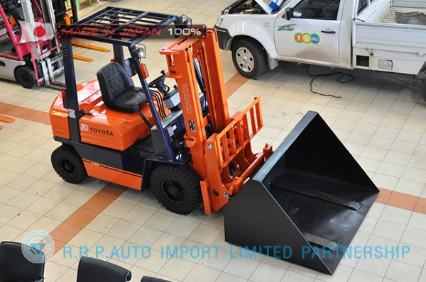 ขายรถโฟล์คลิฟท์มือสอง TOYOTA รุ่น 5FD20-66847 นำเข้าจากประเทศญี่ปุ่น 100\% ไม่เคยใช้งานในไทย