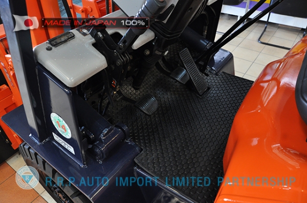 ขายรถโฟล์คลิฟท์มือสอง TOYOTA รุ่น 5FD20-66847 นำเข้าจากประเทศญี่ปุ่น 100\% ไม่เคยใช้งานในไทย