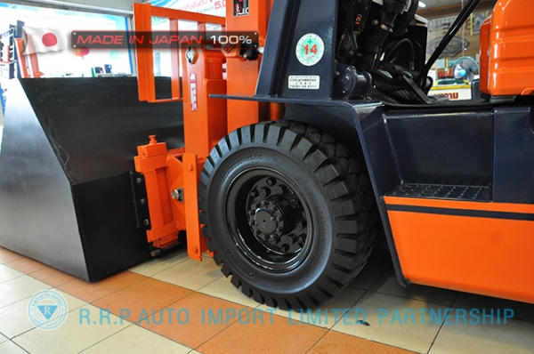 ขายรถโฟล์คลิฟท์มือสอง TOYOTA รุ่น 5FD20-66847 นำเข้าจากประเทศญี่ปุ่น 100\% ไม่เคยใช้งานในไทย