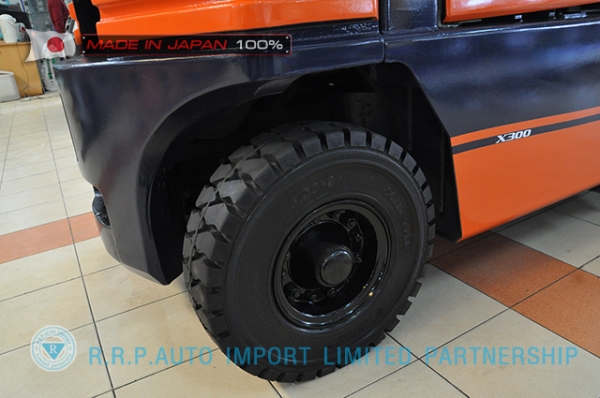 ขายรถโฟล์คลิฟท์มือสอง TOYOTA รุ่น 5FD20-66847 นำเข้าจากประเทศญี่ปุ่น 100\% ไม่เคยใช้งานในไทย